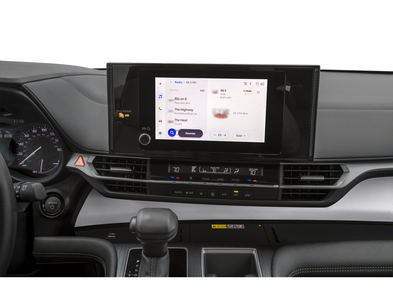 2025 Toyota Sienna Mobility LE 8 Passenger