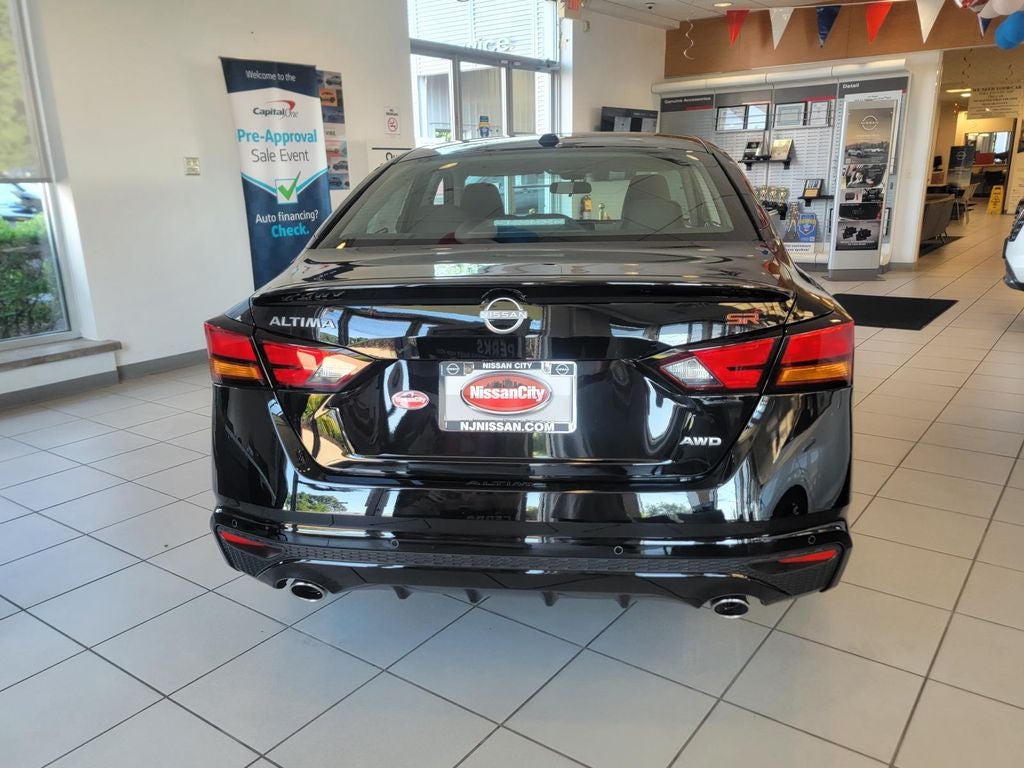 2025 Nissan Altima 2.5 SR