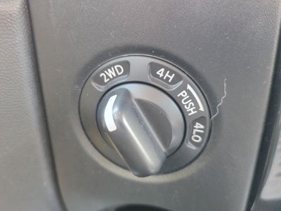 2014 Nissan Titan Base