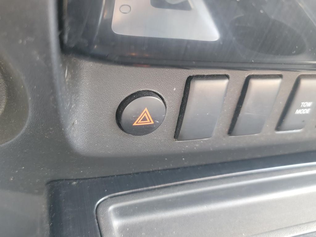 2014 Nissan Titan Base