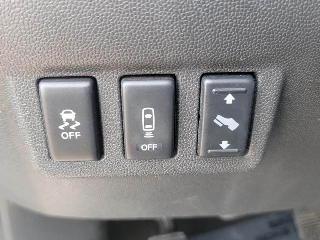 2014 Nissan Titan Base