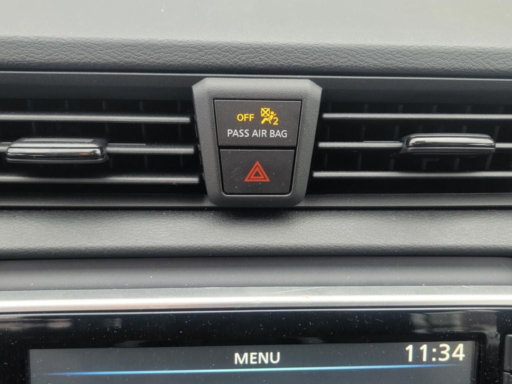 2023 Nissan Versa 1.6 SV