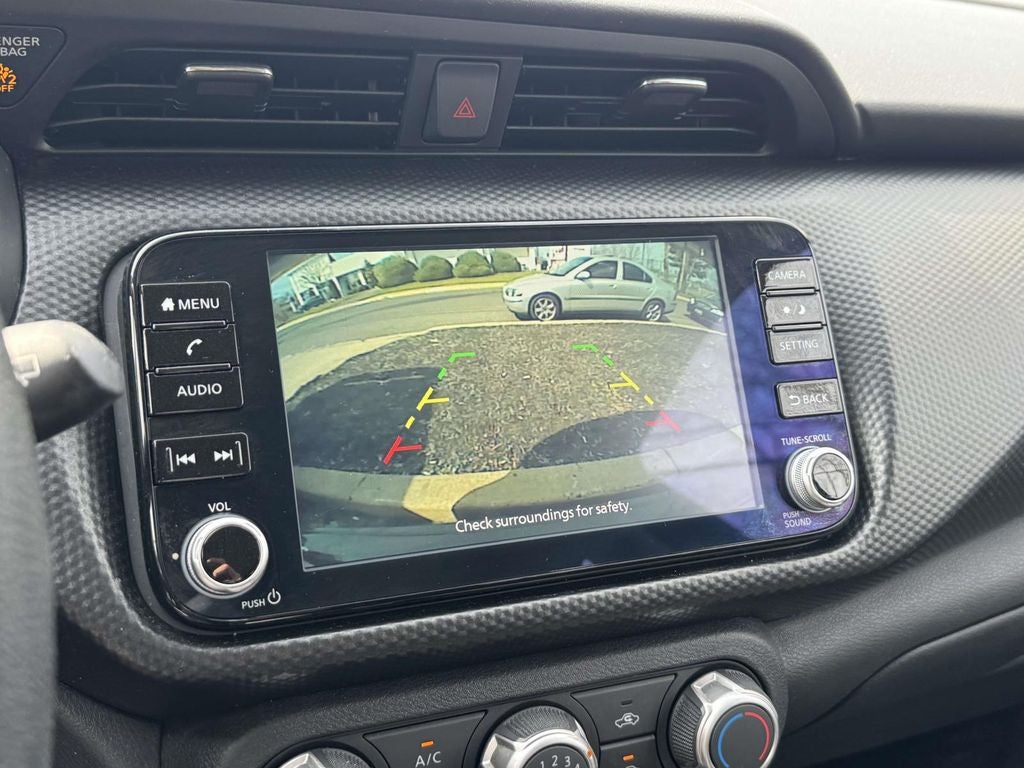 2024 Nissan Kicks SV