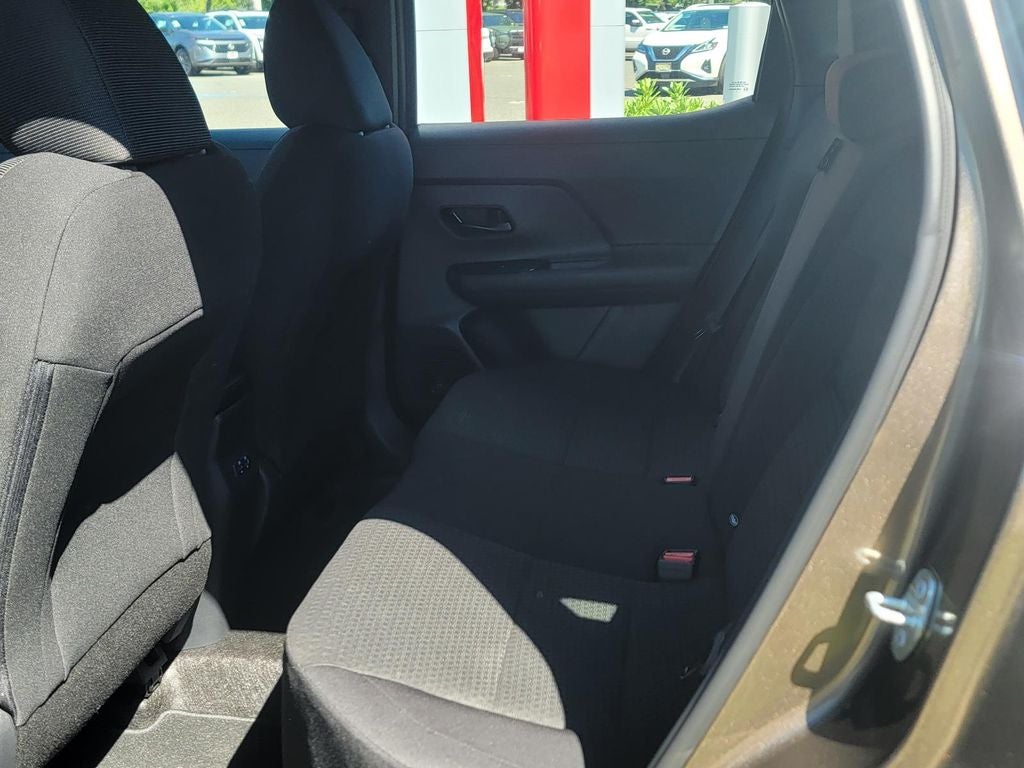 2025 Nissan Kicks S