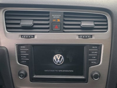 2016 Volkswagen Golf SportWagen S