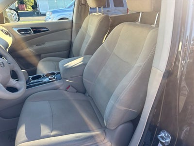 2015 Nissan Pathfinder S