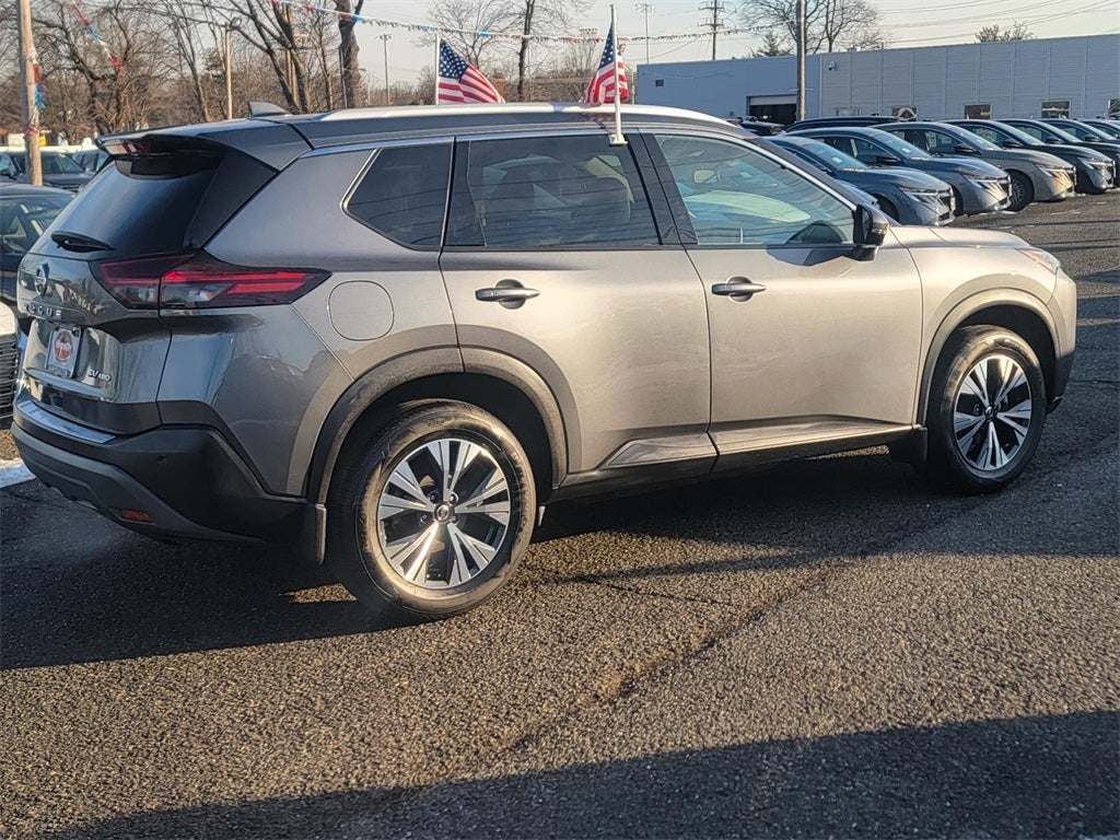 2021 Nissan Rogue SV
