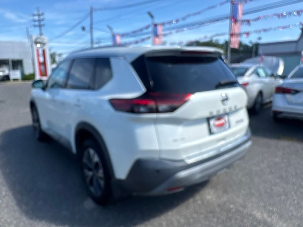 2021 Nissan Rogue SV