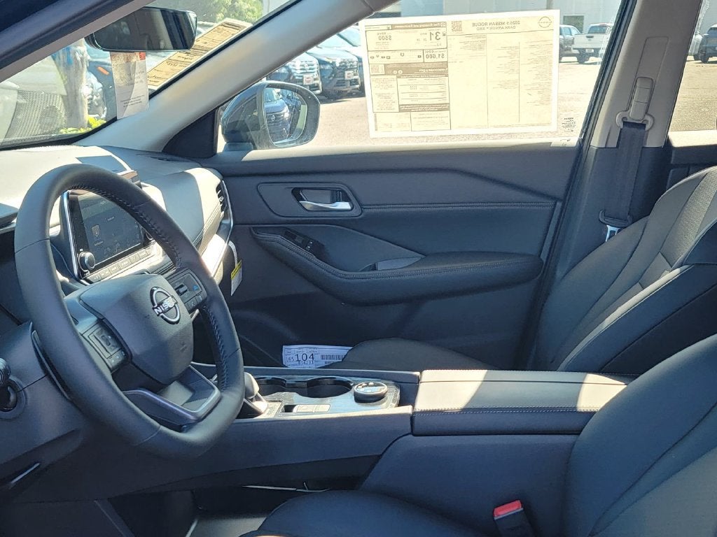 2027 Nissan Rogue Dark Armor