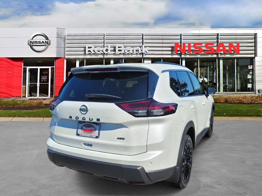 2027 Nissan Rogue Dark Armor