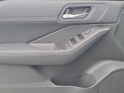 2027 Nissan Rogue SV