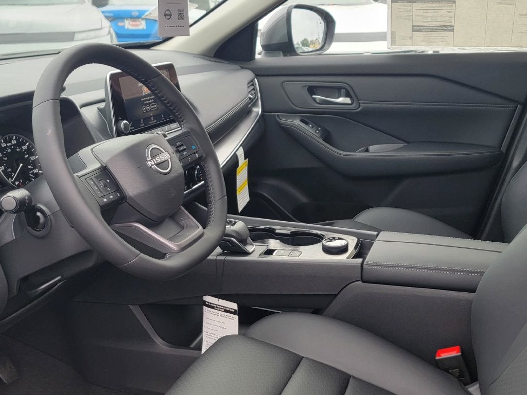 2027 Nissan Rogue SV