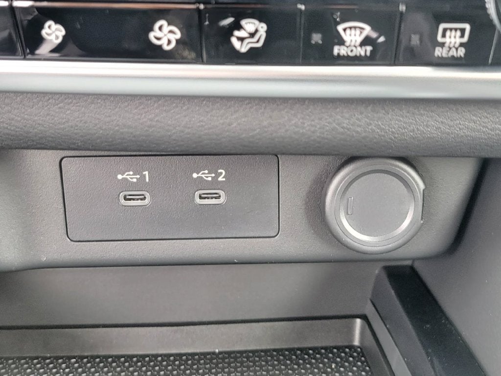 2027 Nissan Rogue SV