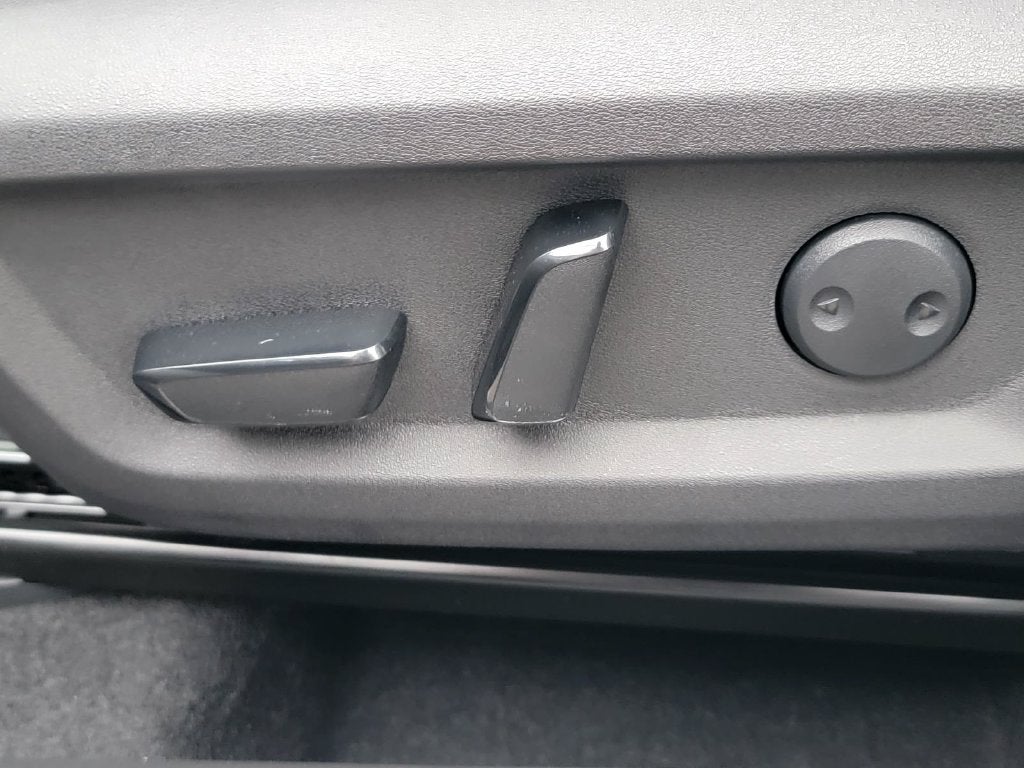 2027 Nissan Rogue SV