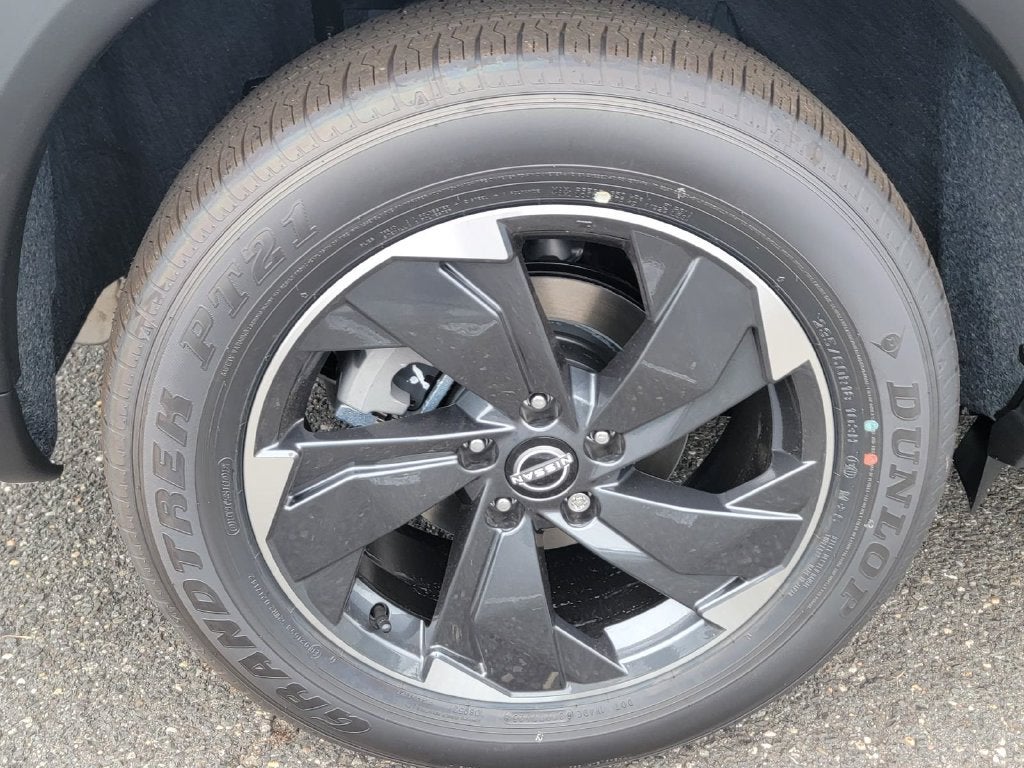 2027 Nissan Rogue SV