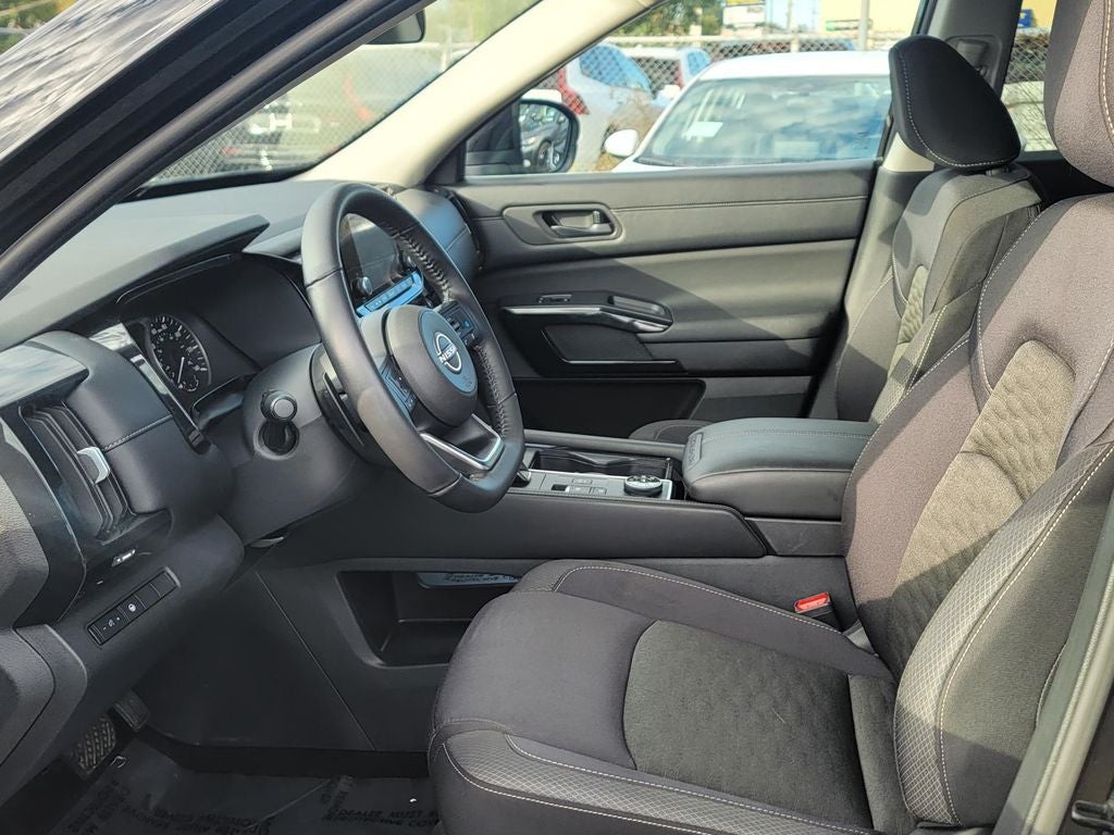 2020 Nissan Pathfinder S