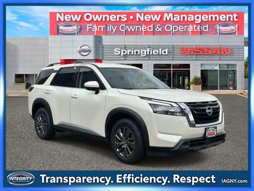 2024 Nissan Pathfinder SV