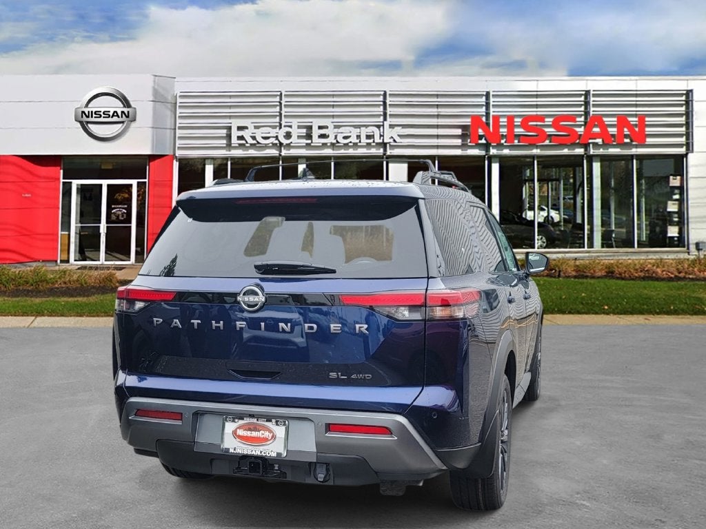2026 Nissan Pathfinder SL
