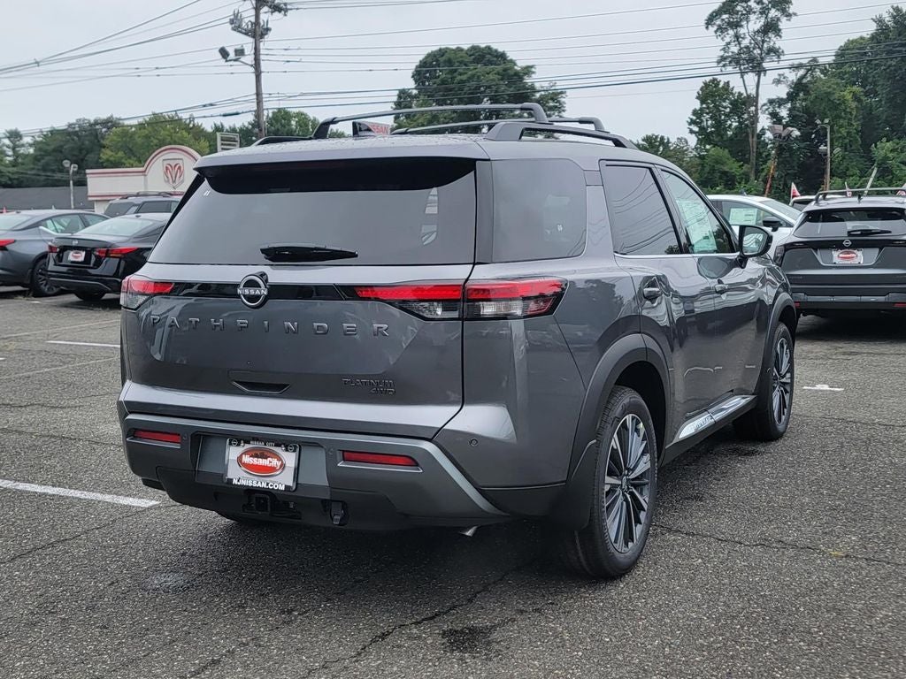 2026 Nissan Pathfinder Platinum