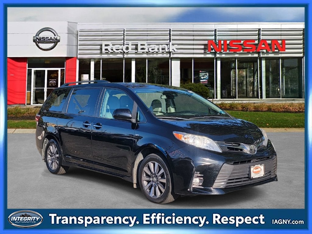 2018 Toyota Sienna XLE Premium 7 Passenger