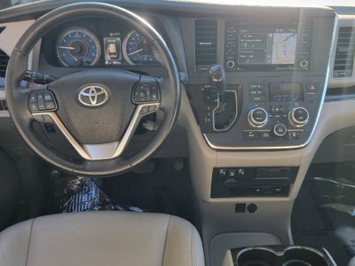 2018 Toyota Sienna XLE Premium 7 Passenger