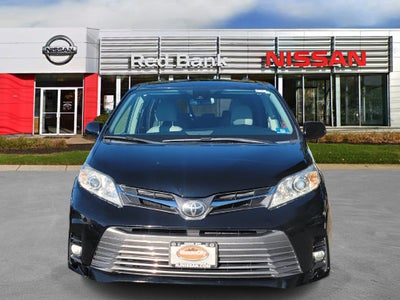 2018 Toyota Sienna XLE Premium 7 Passenger