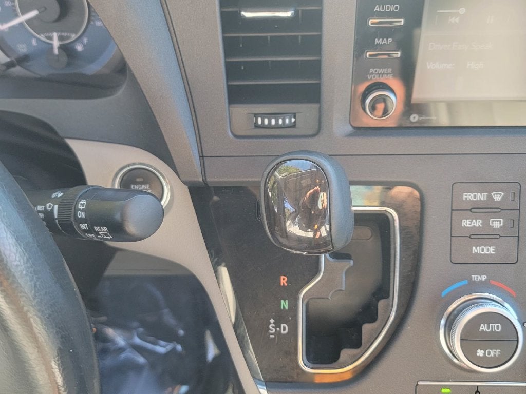 2018 Toyota Sienna XLE Premium 7 Passenger