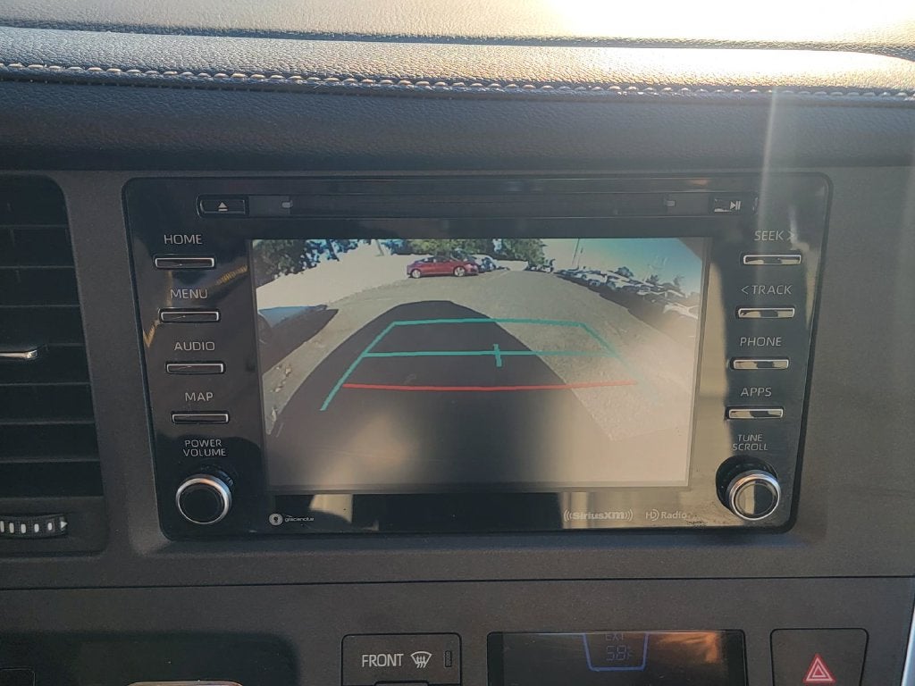 2018 Toyota Sienna XLE Premium 7 Passenger