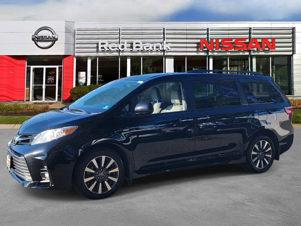 2018 Toyota Sienna XLE Premium 7 Passenger