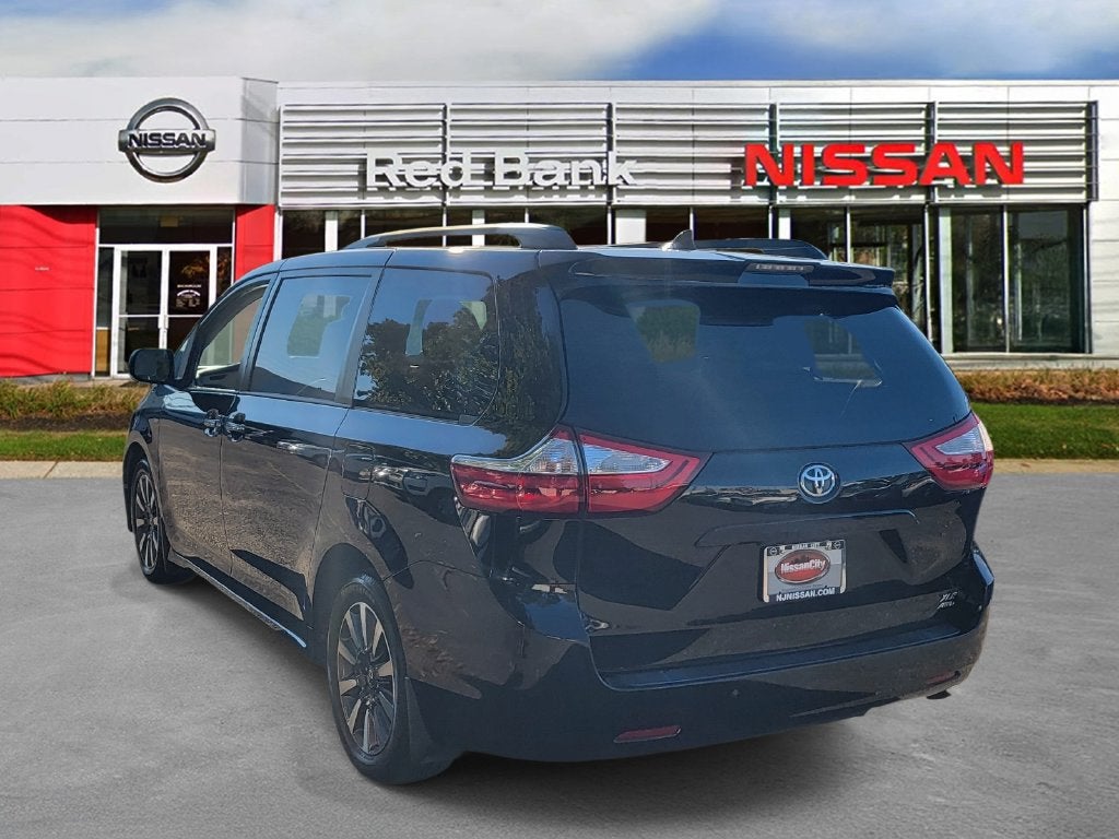 2018 Toyota Sienna XLE Premium 7 Passenger