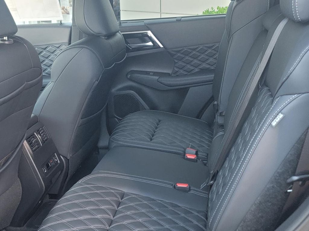 2026 Nissan Rogue Plug-In Hybrid Platinum