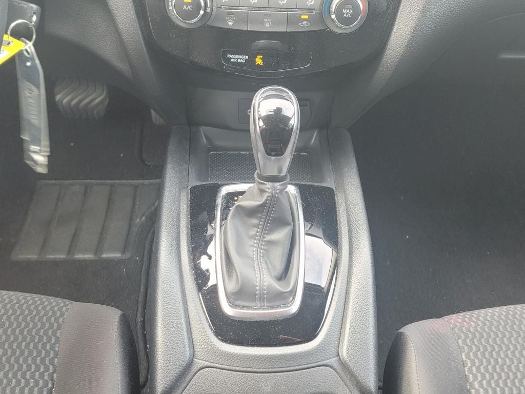 2022 Nissan Rogue Sport S