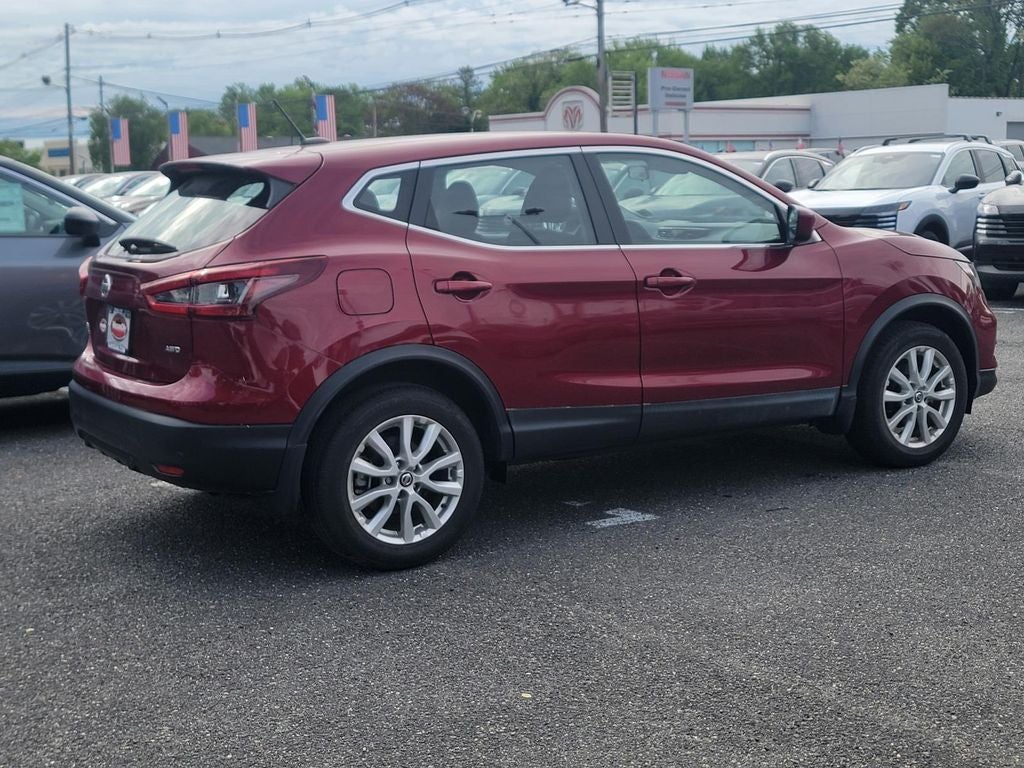 2022 Nissan Rogue Sport S