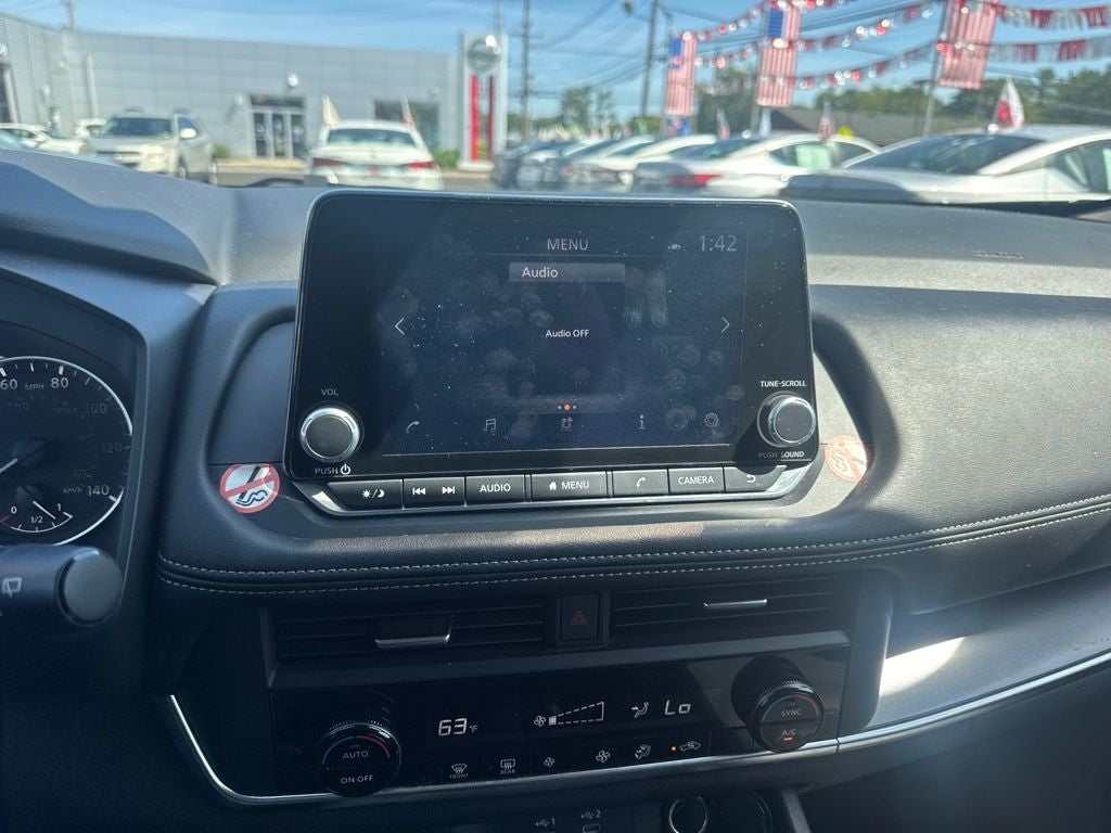 2025 Nissan Rogue SV