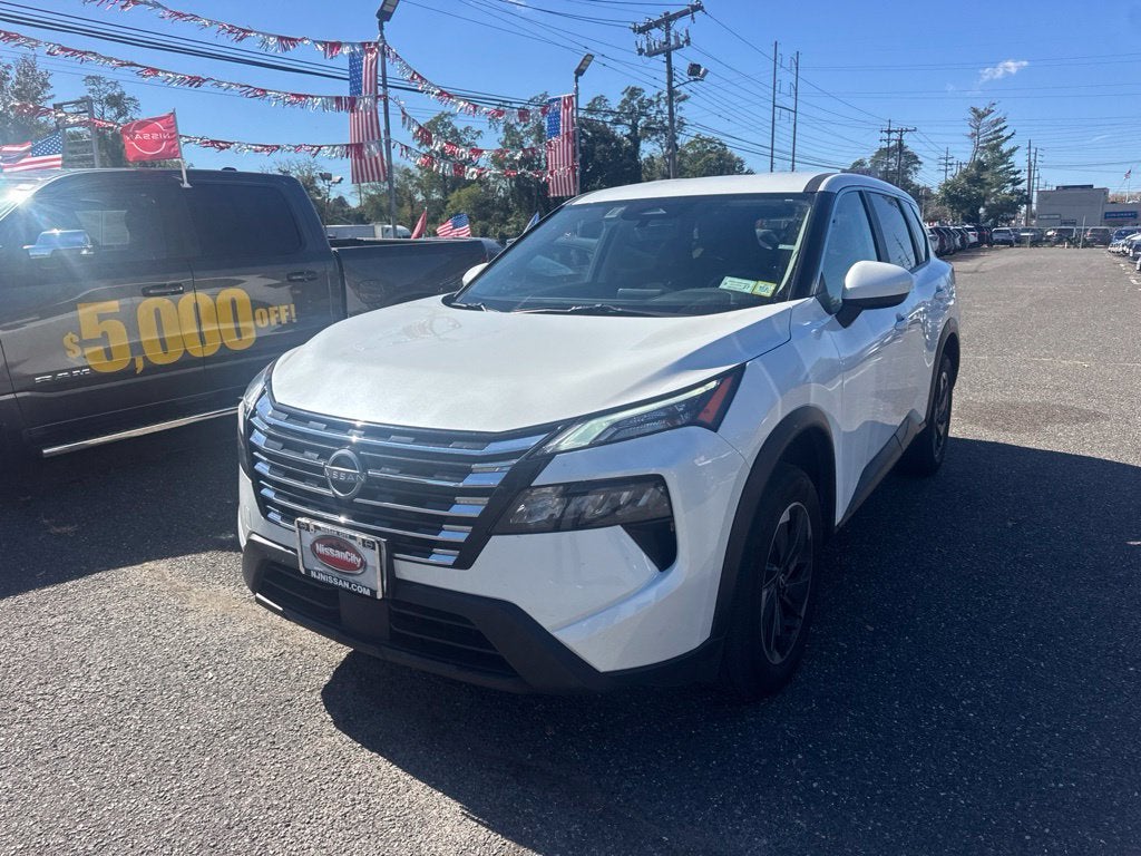 2025 Nissan Rogue SV