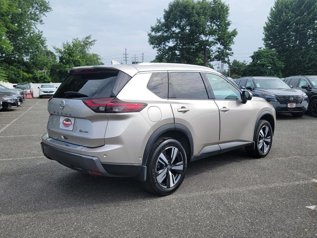 2024 Nissan Rogue SL