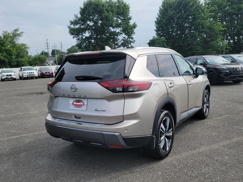 2024 Nissan Rogue SL