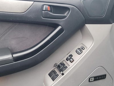 2004 Toyota 4Runner Base