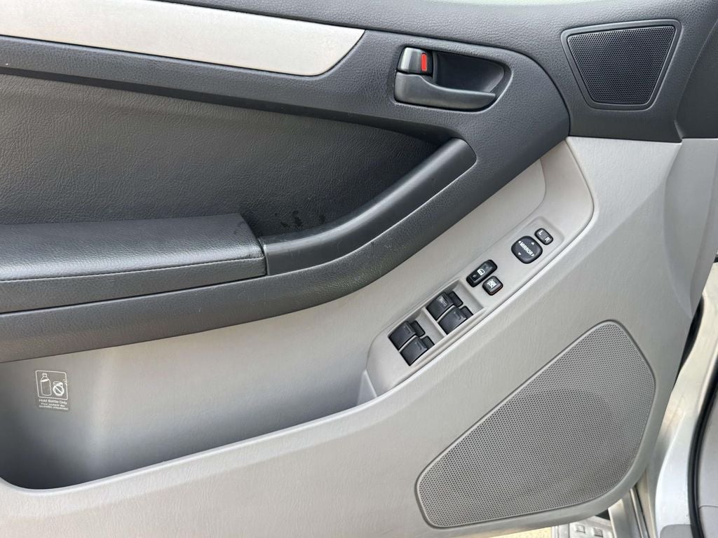 2004 Toyota 4Runner SR5