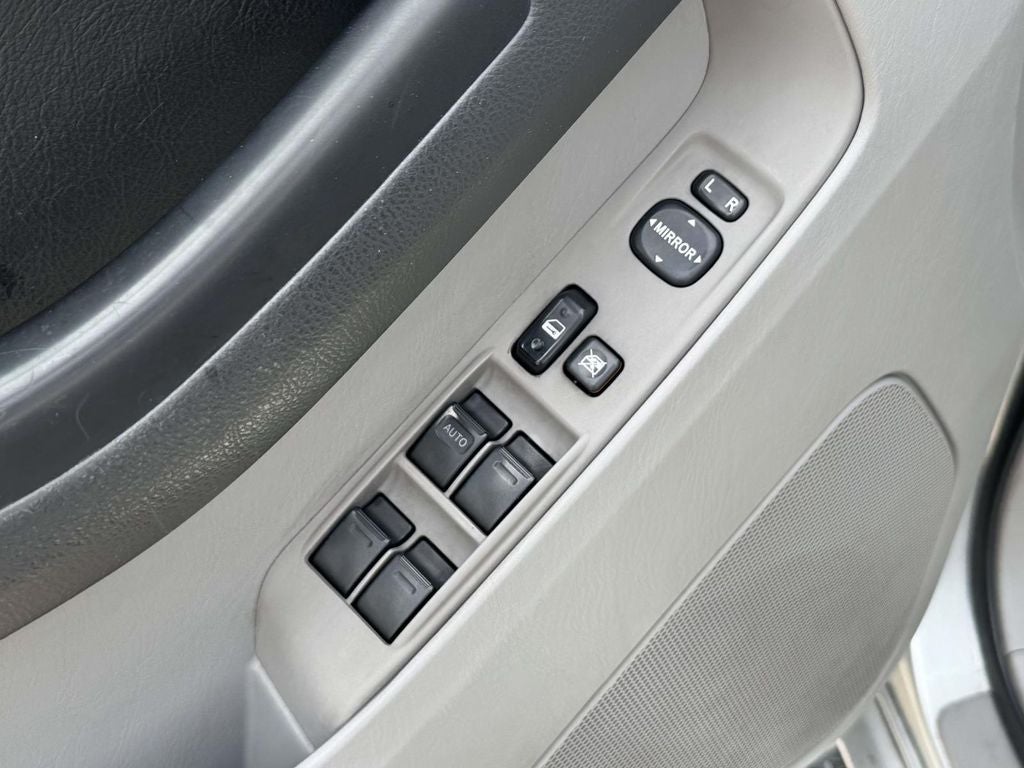 2004 Toyota 4Runner SR5