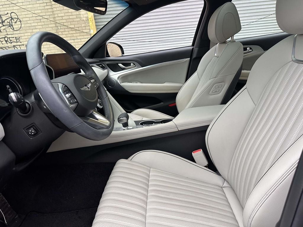 2023 Genesis G70 2.0T