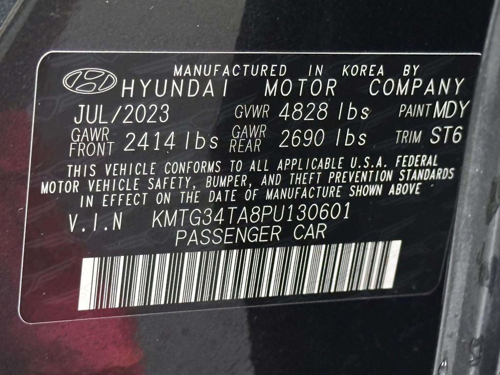 2023 Genesis G70 2.0T