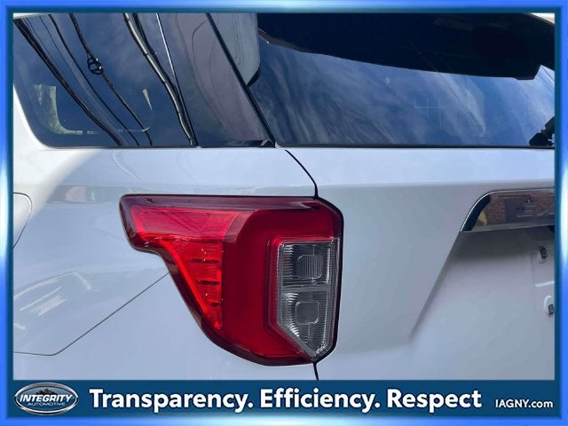 2022 Ford Explorer Base