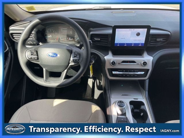 2022 Ford Explorer Base