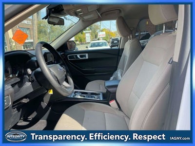 2022 Ford Explorer Base