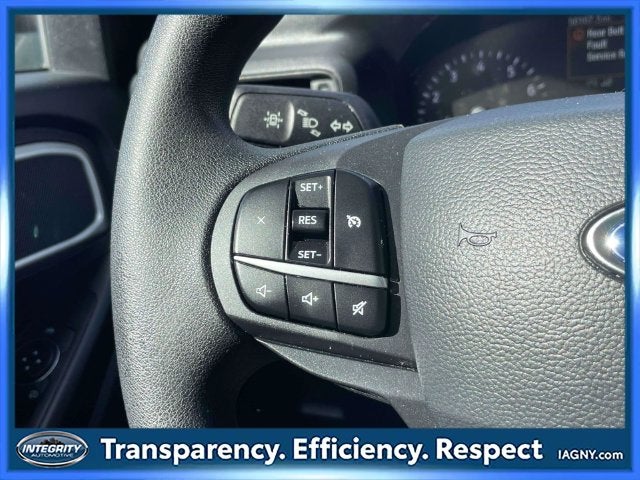 2022 Ford Explorer Base