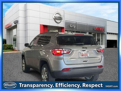 2022 Jeep Compass Latitude Lux
