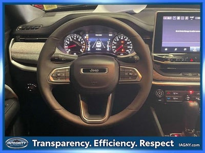 2023 Jeep Compass Latitude Lux