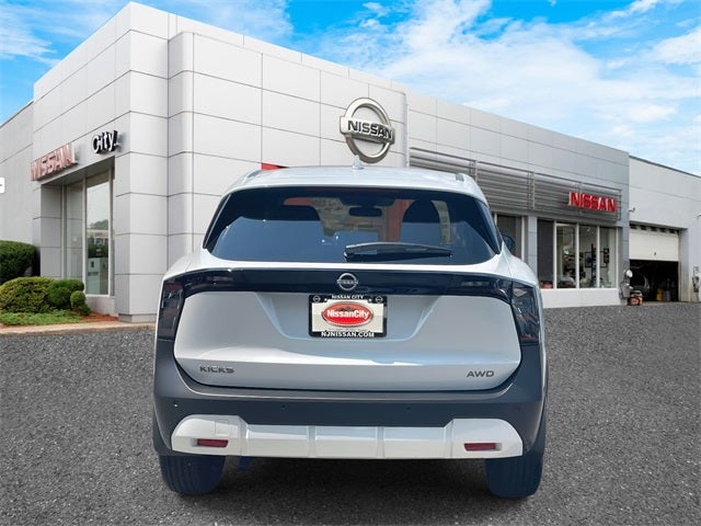 2025 Nissan Kicks SV