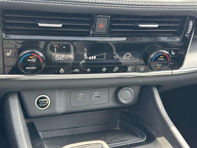 2022 Nissan Rogue SV